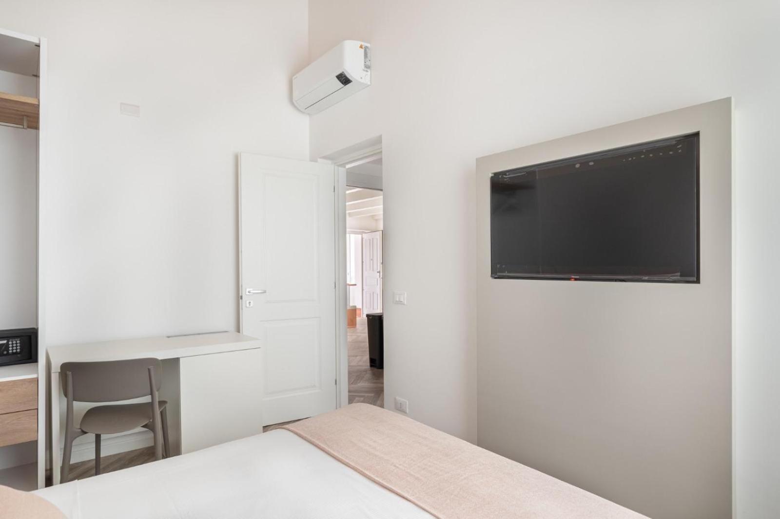 La Terrazza Su Dante Rooms Палермо Екстериор снимка